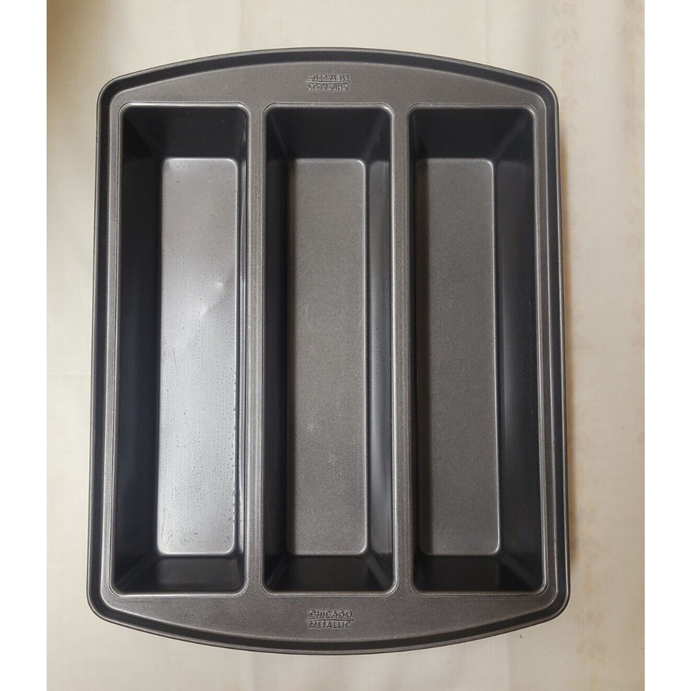 Chicago Metallic Triple Loaf Pan Elongated Heavy Duty 13" x 3" x 2.25" Loaves
